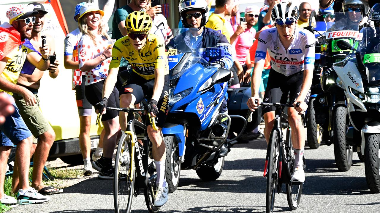 Beeld uit video: Bekijk hier de ontknoping van Etappe 14 van de Tour de France