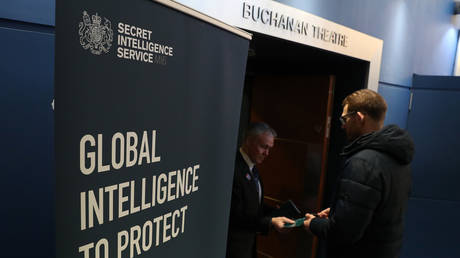 Britischer Spionagechef verspricht den Russen „ewige Dankbarkeit – World