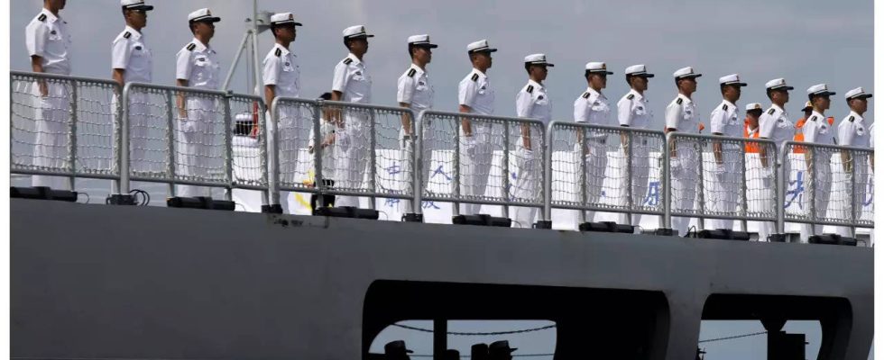 China bereitet sich auf Marineuebungen mit Russland vor als Zeichen