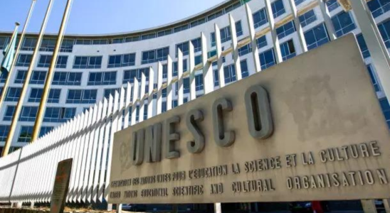 Die USA treten nach fuenfjaehriger Abwesenheit offiziell wieder der UNESCO