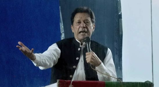 Die pakistanische Wahlkommission erlaesst gegen Imran Khan einen Haftbefehl ohne