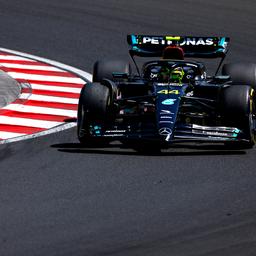 Hamilton haelt Verstappen und Perez im dritten Training GP Ungarn