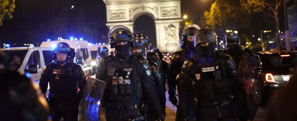 Hunderte wurden in der fuenften Nacht der Unruhen in Frankreich