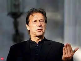 Imran Imran Khan wegen Angriffen auf Armee und ISI Bueros benannt