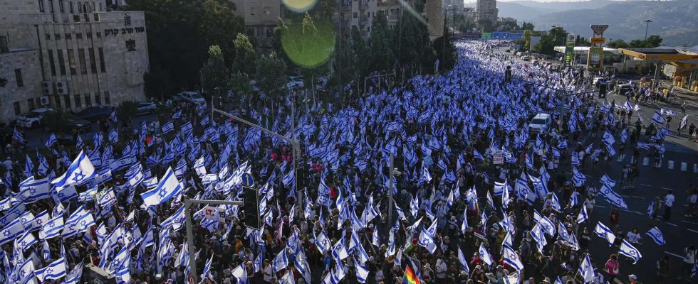 Israelische CEOs verlassen die C Suite um Proteste gegen die Regierung