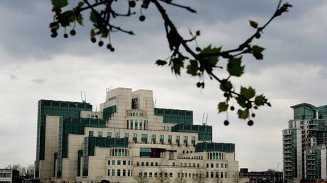 KI kann menschliche Spione nicht vollstaendig ersetzen – MI6 Chef –