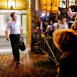 Kabinett Rutte IV stuerzt Parteien koennen sich nicht auf Migration
