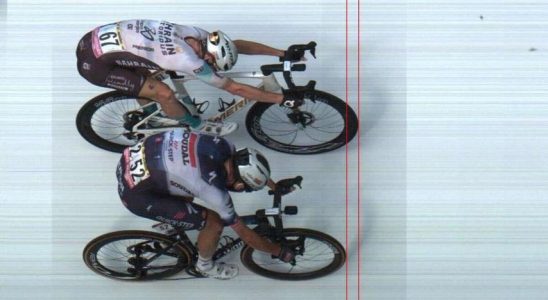 Knisterndes Ende der Tour Etappe Mohoric schlaegt Asgreen mit Reifendickenunterschied