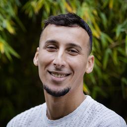 Komiker Jawad Es Soufi tourt durch Marokko Buch