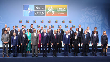 NATO einigt sich auf Haltung zur Mitgliedschaft der Ukraine –