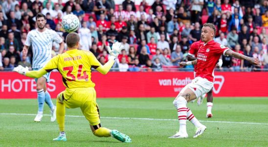 PSV mit null Ersatzspielern besiegt Nottingham Forest im letzten Freundschaftsspiel