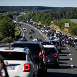 Reger Urlaubsverkehr In Frankreich und Deutschland ist mit vielen Staus