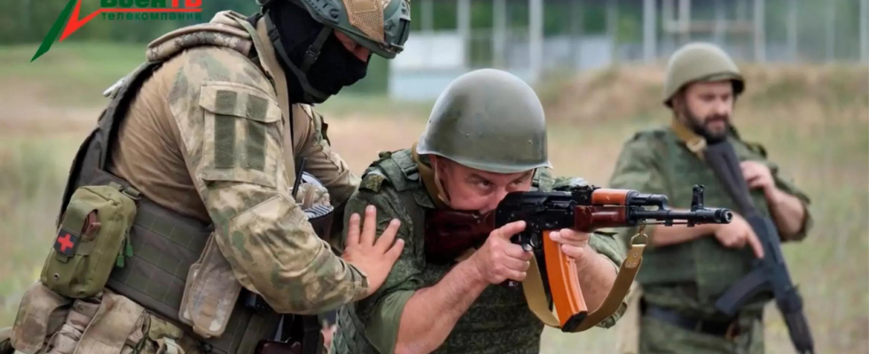 Russlands Wagner Soeldner starten gemeinsames Training mit belarussischem Militaer nahe der
