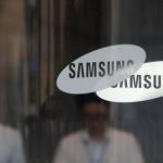 Samsung extends cut in memory chip production will focus on