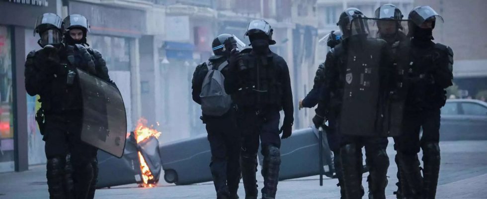 Spenden fuer franzoesischen Polizisten der Unruhen ausloeste belaufen sich auf