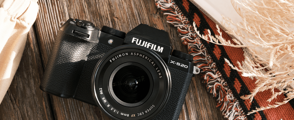 Spiegellose Kamera Fujifilm India bringt die spiegellose Kompaktkamera X S20 mit