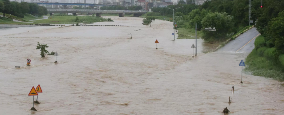 Suedkorea Heftige Regenfaelle und Ueberschwemmungen fordern in Suedkorea sieben Todesopfer