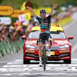 Tour de France auf den Kopf gestellt Vingegaard schlaegt Pogacar