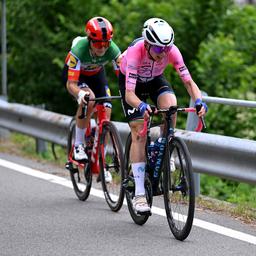 Van Vleuten macht beim Giro Donne erneut gute Geschaefte