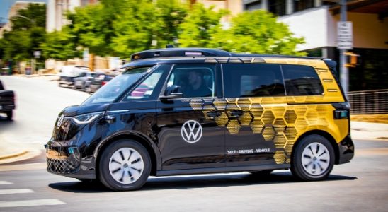 Volkswagen beginnt in Austin mit der Erprobung selbstfahrender ID Buzz Transporter
