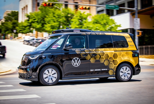 Volkswagen beginnt in Austin mit der Erprobung selbstfahrender ID Buzz Transporter
