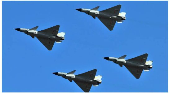 Waehrend Taiwan sich auf Anti Invasionsuebungen vorbereitet schickt China Dutzende Kampfflugzeuge