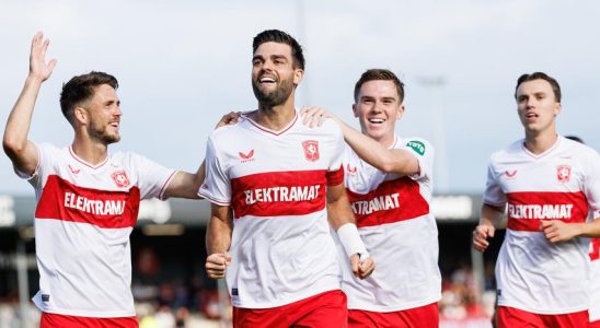 Almere City feiert sein erstes Eredivisie Tor verliert aber dennoch deutlich