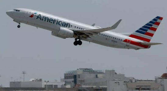 American Airlines Flug von American Airlines nach Florida faellt in