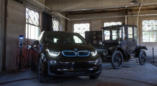 BMW pumpt mehr Geld in Elektrofahrzeuge als urspruenglich geplant