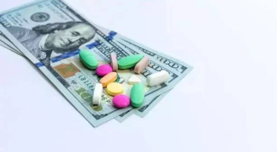 Biden Regierung will Medikamente gezielt ueber Preisverhandlungen verhandeln um Medicare Kosten zu