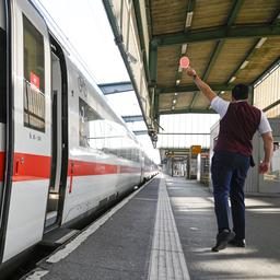 Deutscher will verpassten Zug nach Rauchpause erwischen und per Anhalter