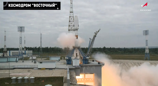 Eine Rakete mit einem Mondlandefahrzeug ist auf Russlands erster Mondmission