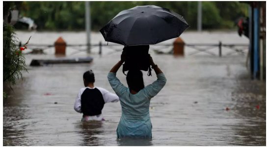 Erdrutsche und Ueberschwemmungen toeten bisher 38 Menschen waehrend Monsunregen Nepal
