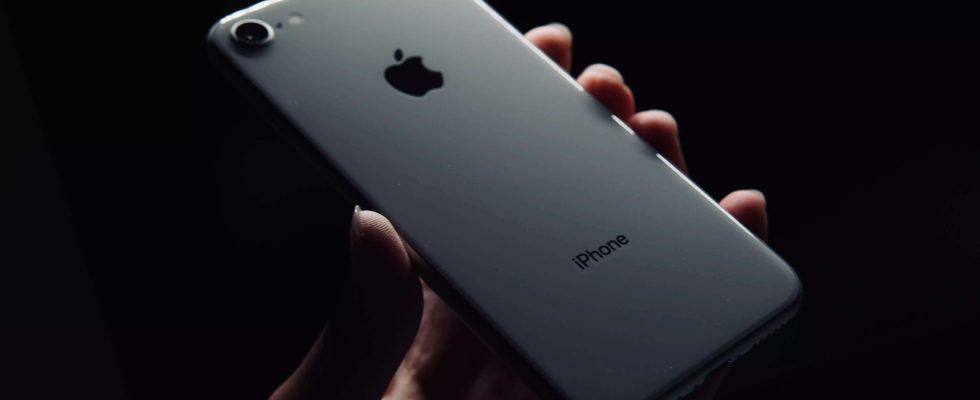 Erklaert Was ist ein Legacy Kontakt fuer iPhone Benutzer und wie koennen