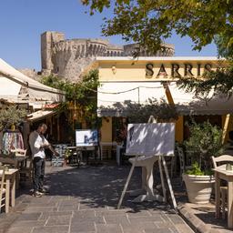 Griechischer Praesident bietet betruegerischen Touristen kostenlosen Urlaub auf Rhodos an