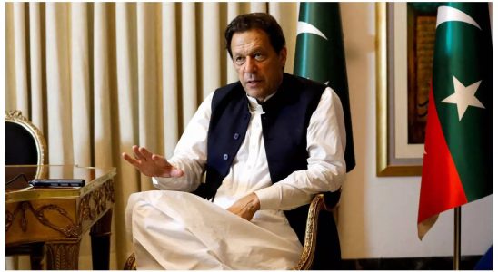 Imran Khans Partei versucht die Kluft zum Establishment zu ueberbruecken