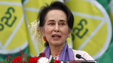 Junta in Myanmar mildert Urteil gegen abgesetzten Fuehrer – World