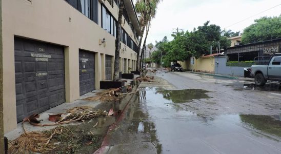 Mexiko Hurrikan Hilary jetzt ein Sturm der Kategorie 3 naehert