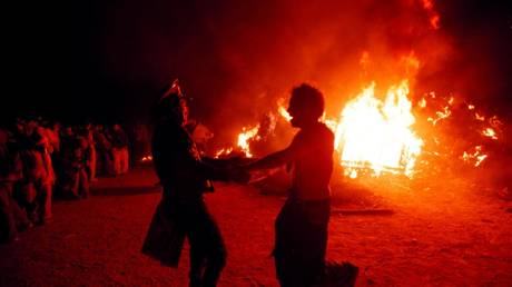 Parkwaechter verhaften Klimademonstranten des Burning Man – World