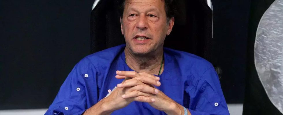 Partei behauptet Imran Khan werde im Gefaengnis als „B Klasse behandelt