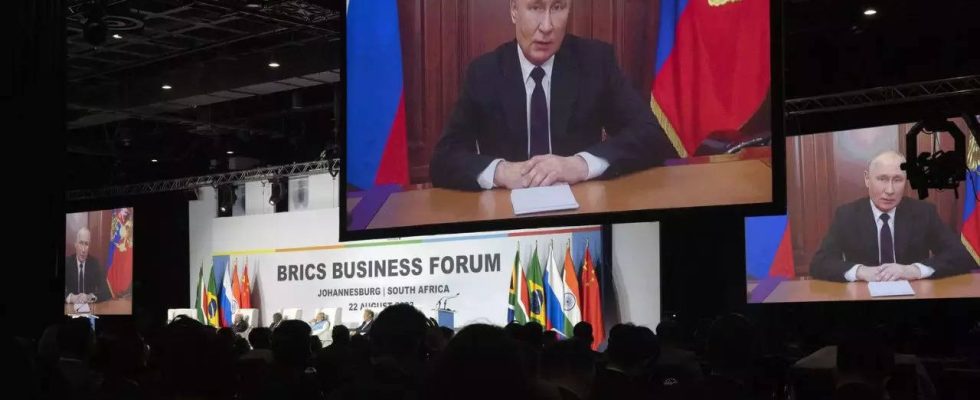 Putin Russlands Putin nimmt aus der Ferne am Brics Gipfel in