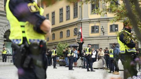 Schweden erhoeht die Sicherheitsmassnahmen nach Koranverbrennungen – World