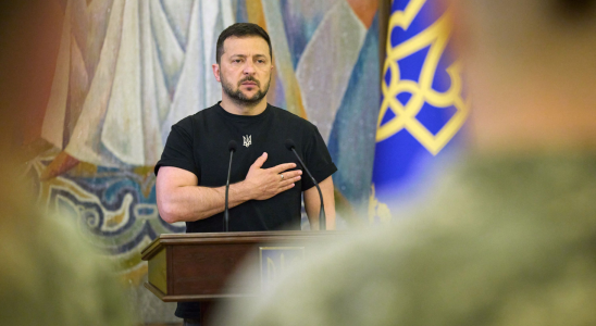 Selenskyj Selenskyj entlaesst Militaerangehoerige in allen ukrainischen Regionen