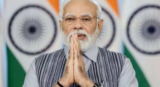 Tiranga Premierminister Narendra Modi bittet die Buerger Fotos mit Tiranga