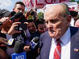 Trumps Ex Anwalt Giuliani beschuldigte Wahllokal faelschlicherweise des Betrugs Im