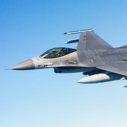 USA bilden ukrainische Piloten fuer F 16 aus Krieg in