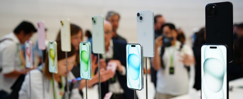 Apples iPhone 15 fuehlt sich wie ein raffiniertes Flaggschiff mit