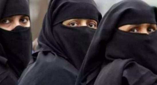 Das Schweizer Parlament stimmt einem Burka Verbot zu und legt eine