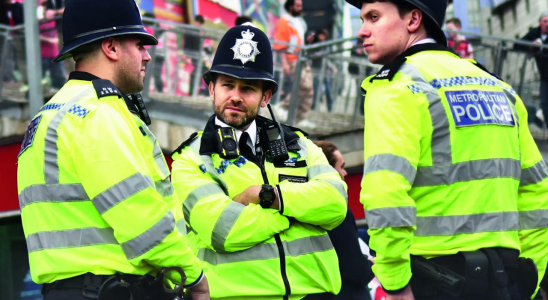 Einige in der britischen Polizei lehnen bewaffnete Patrouillen ab