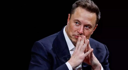 Elon Musk hat den Satelliten Internetdienst nach Kiew zurueckgehalten um einen